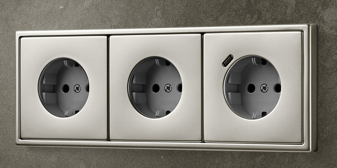 SCHUKO® Steckdosen mit USB bei Elektro Knaak GmbH & Co. KG in Hanau / Großauheim