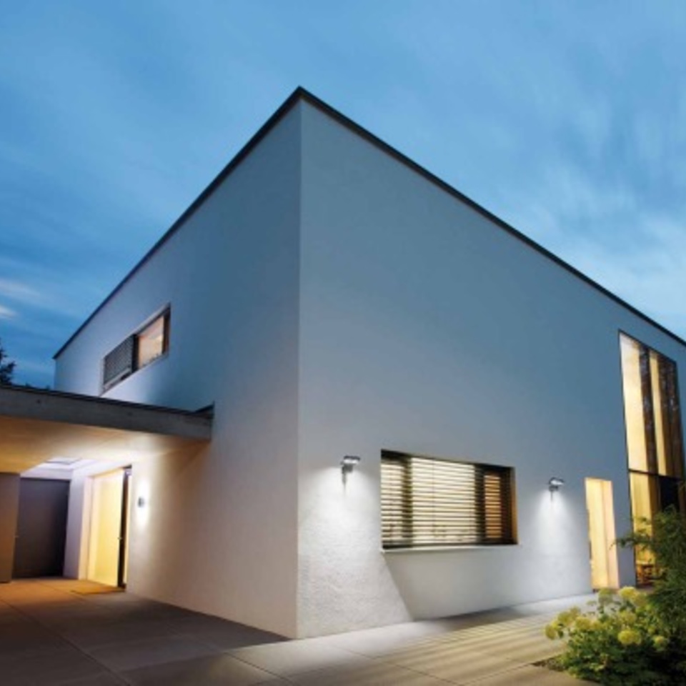 Außen­beleuchtung bei Elektro Knaak GmbH & Co. KG in Hanau / Großauheim