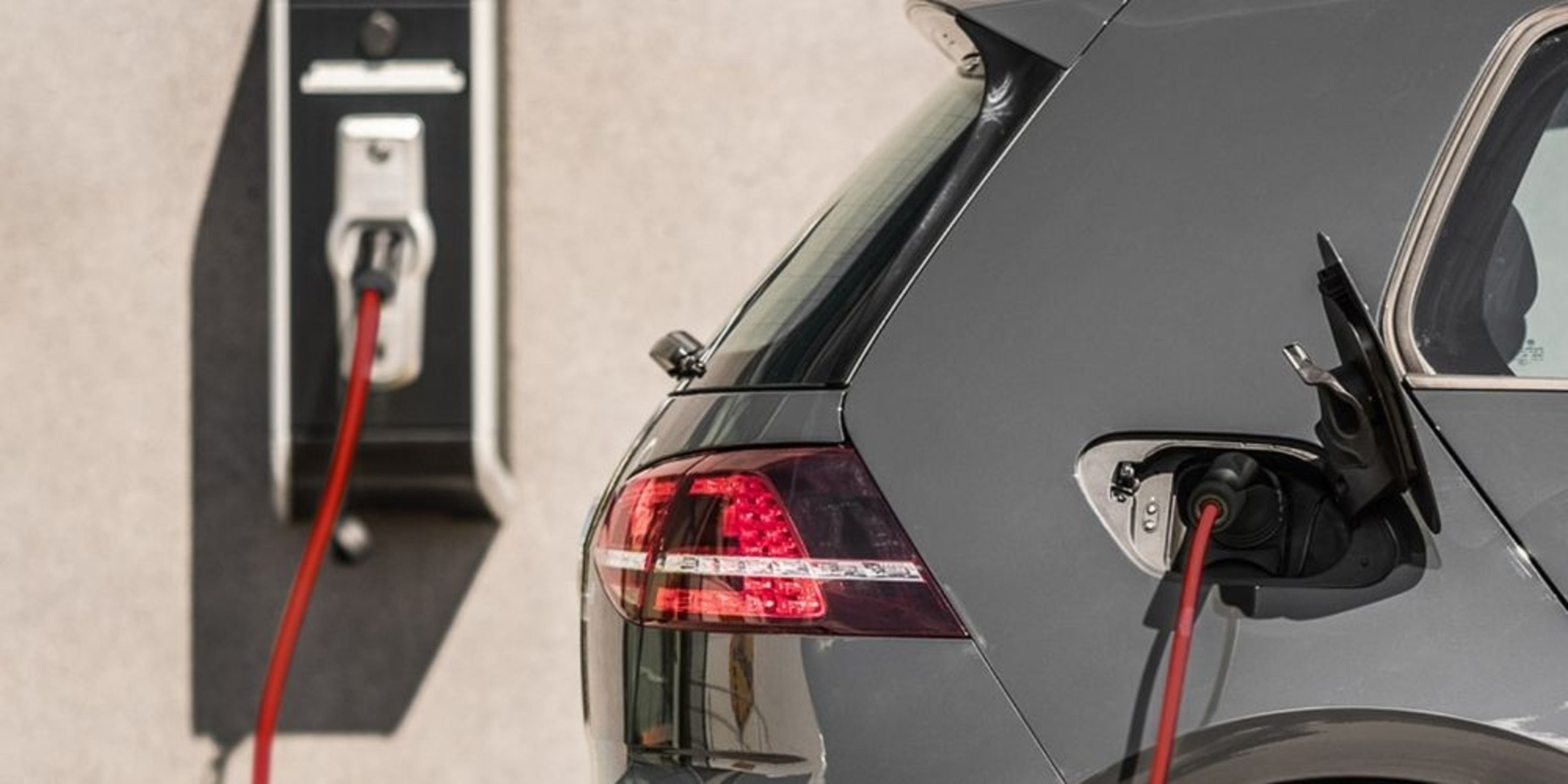 Schutz für E-Mobility bei Elektro Knaak GmbH & Co. KG in Hanau / Großauheim